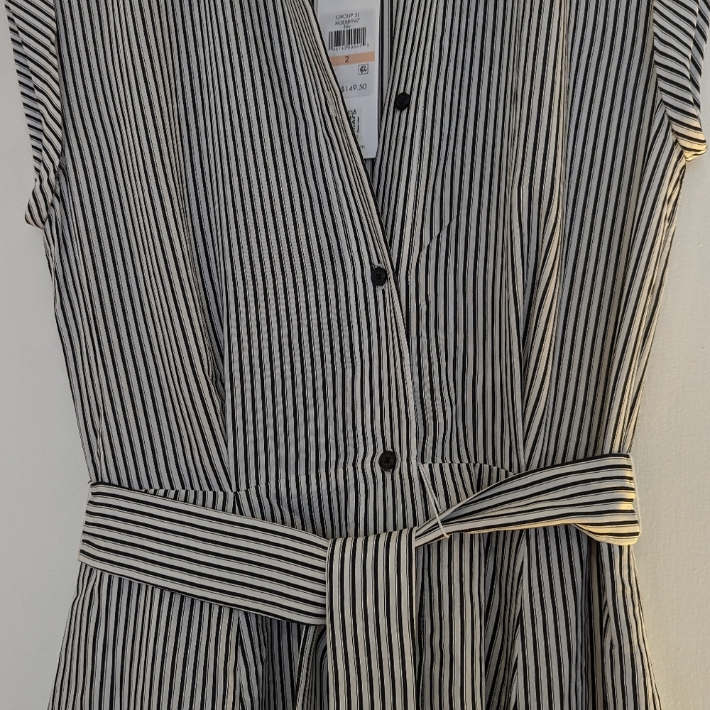 Calvin Klein Belted Shirt Dress with pockets, Size 2